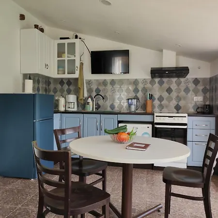 Vintage House Prima Priori *